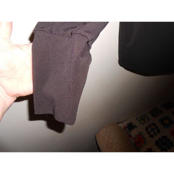 Banana Republic Women's Long Sleeve V Neck Pullover Top Size M Polyblend - Picture 4 of 5